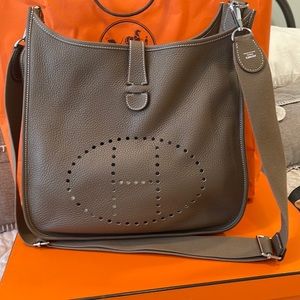Hermes Evelyn Taupe